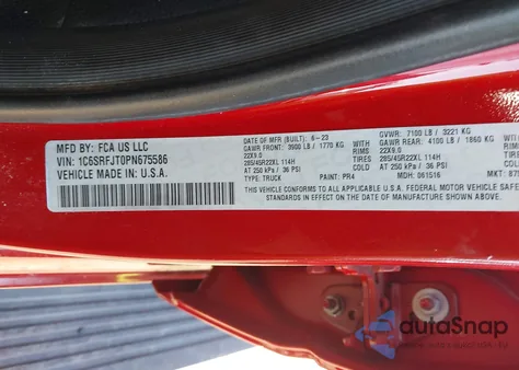 2023 Ram 1500 Laramie 4X4 5'7 Box z USA, uszkodzony, nr VIN 1C6SRFJT0PN675586